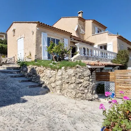 L'eveil Marin * Roquebrune-sur Argens